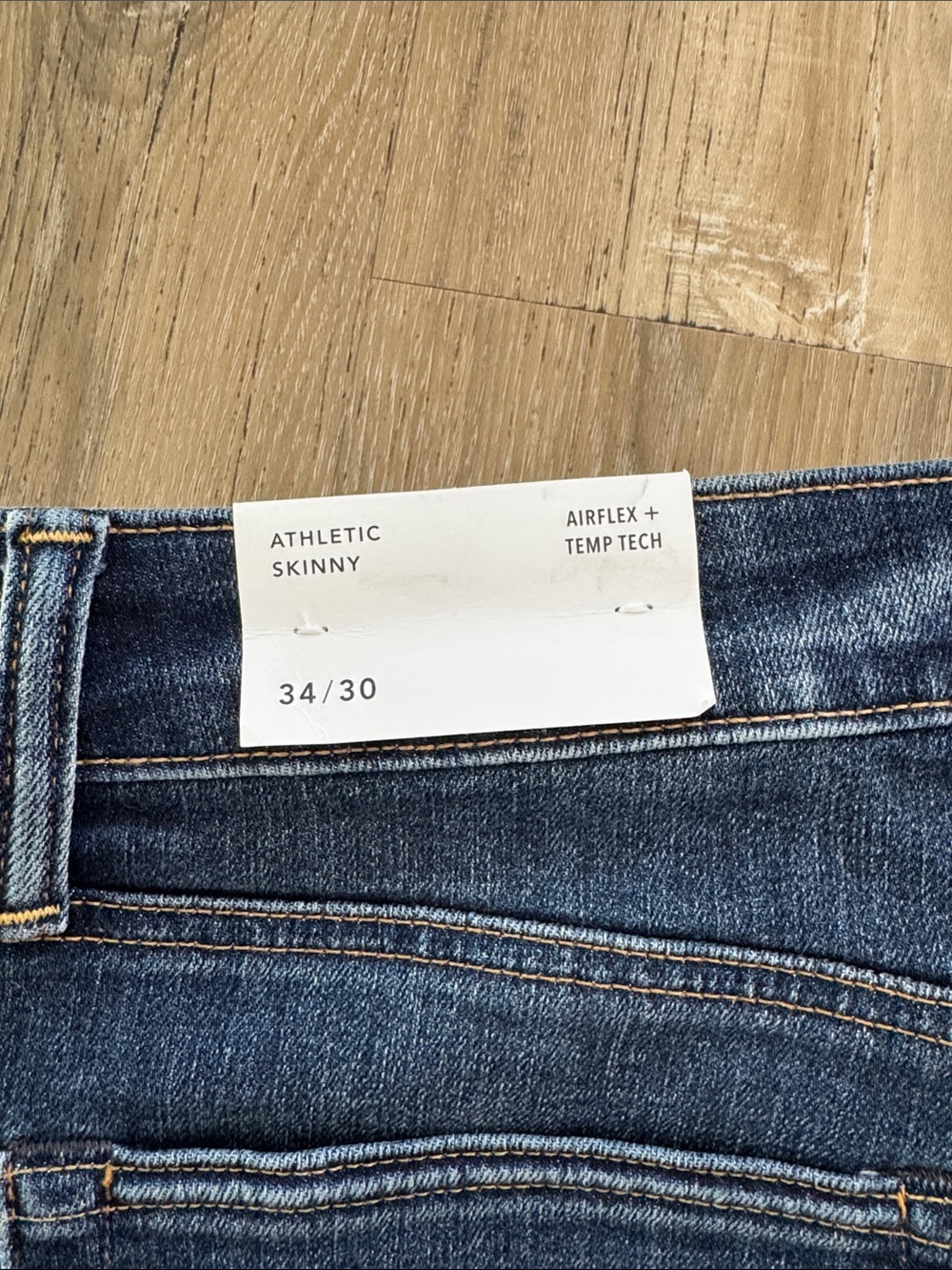 American Eagle Outfitters Men’s Washed Blue Slim Straight Jeans - Picture 3 of 4